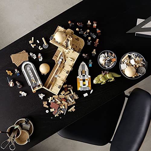 LEGO Star Wars Mos Eisley Cantina Building Set Y107134