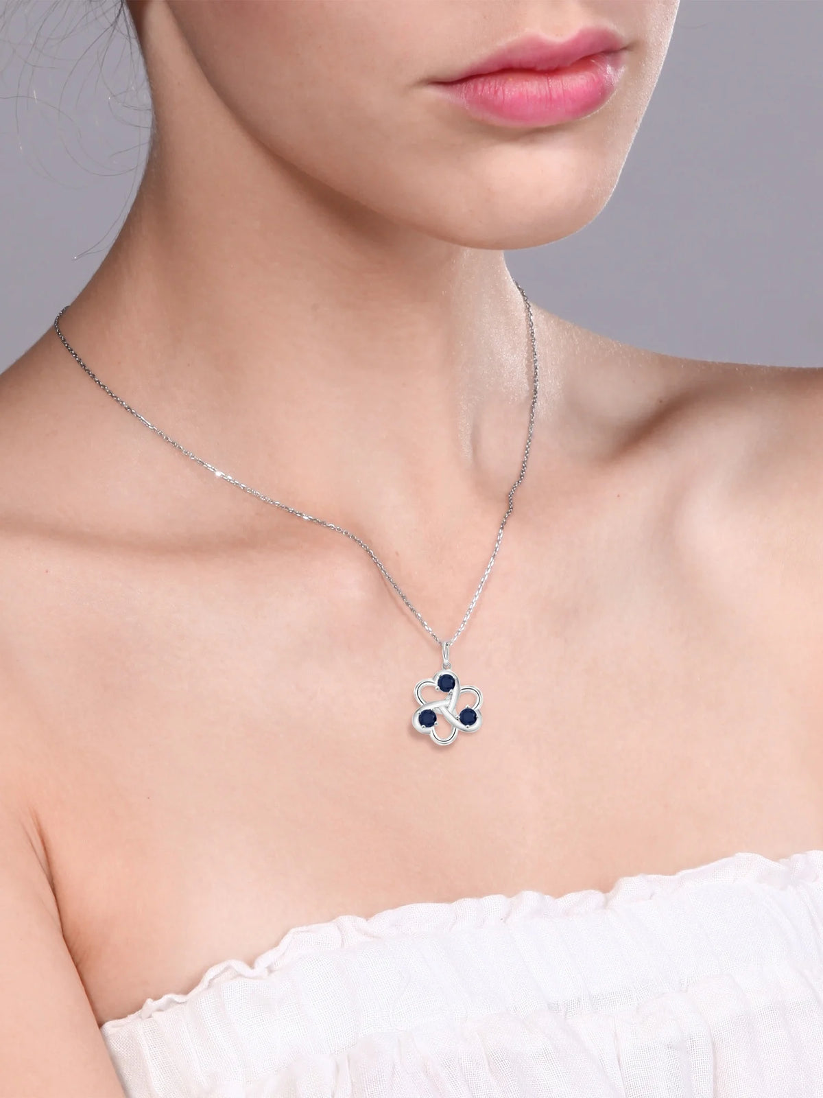 925 Sterling Silver Blue Sapphire Pendant With Chain S388888