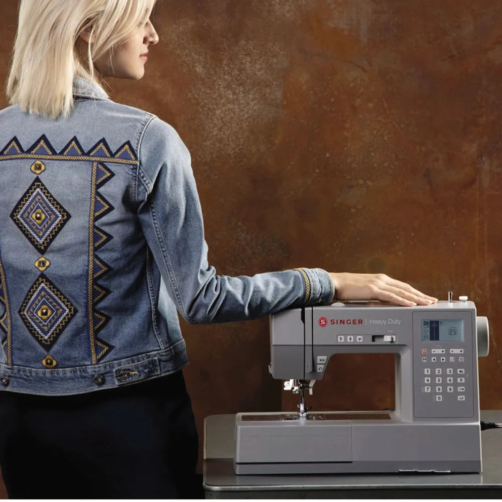 Heavy Duty Computerized Sewing Machine U404