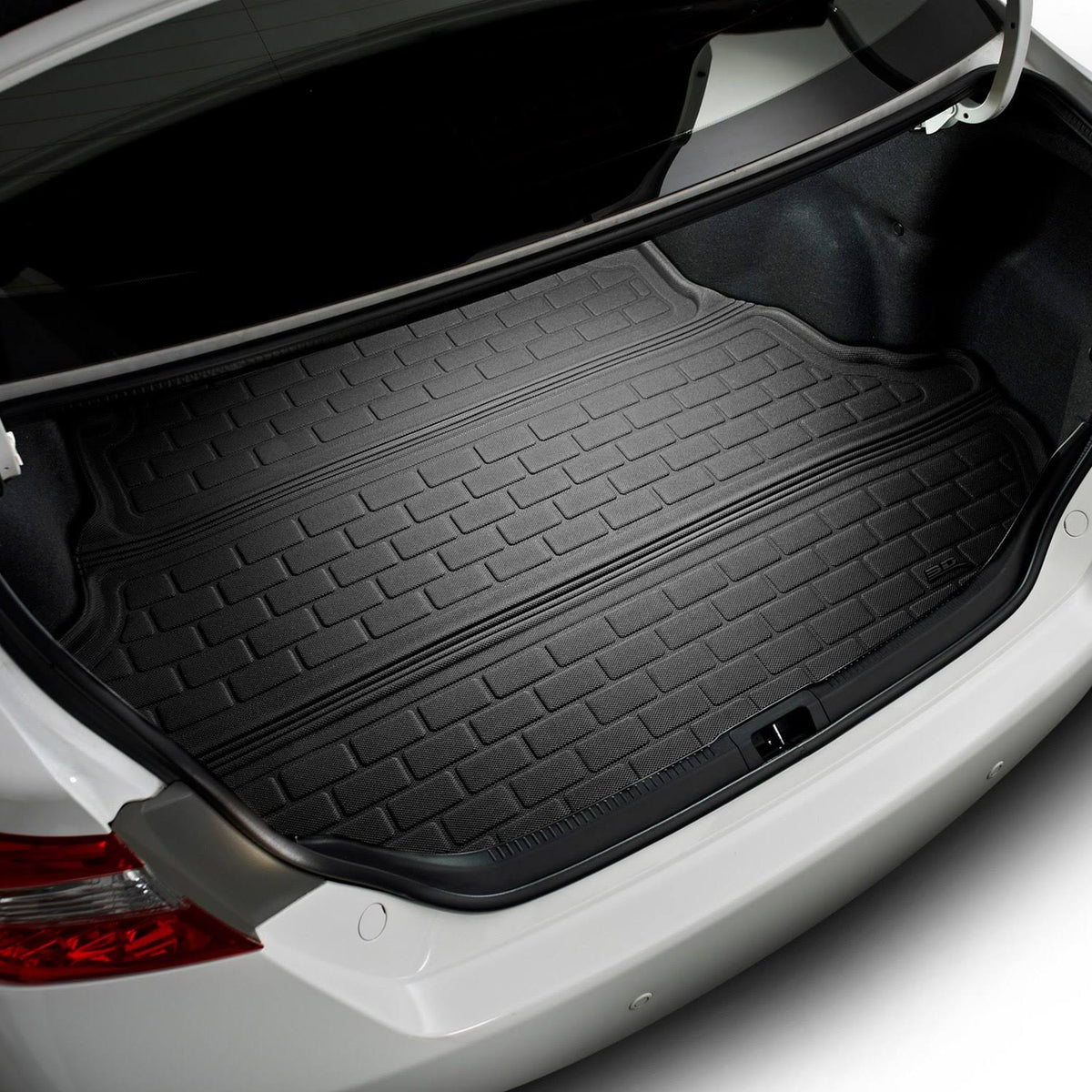 Black Cargo Liner D148