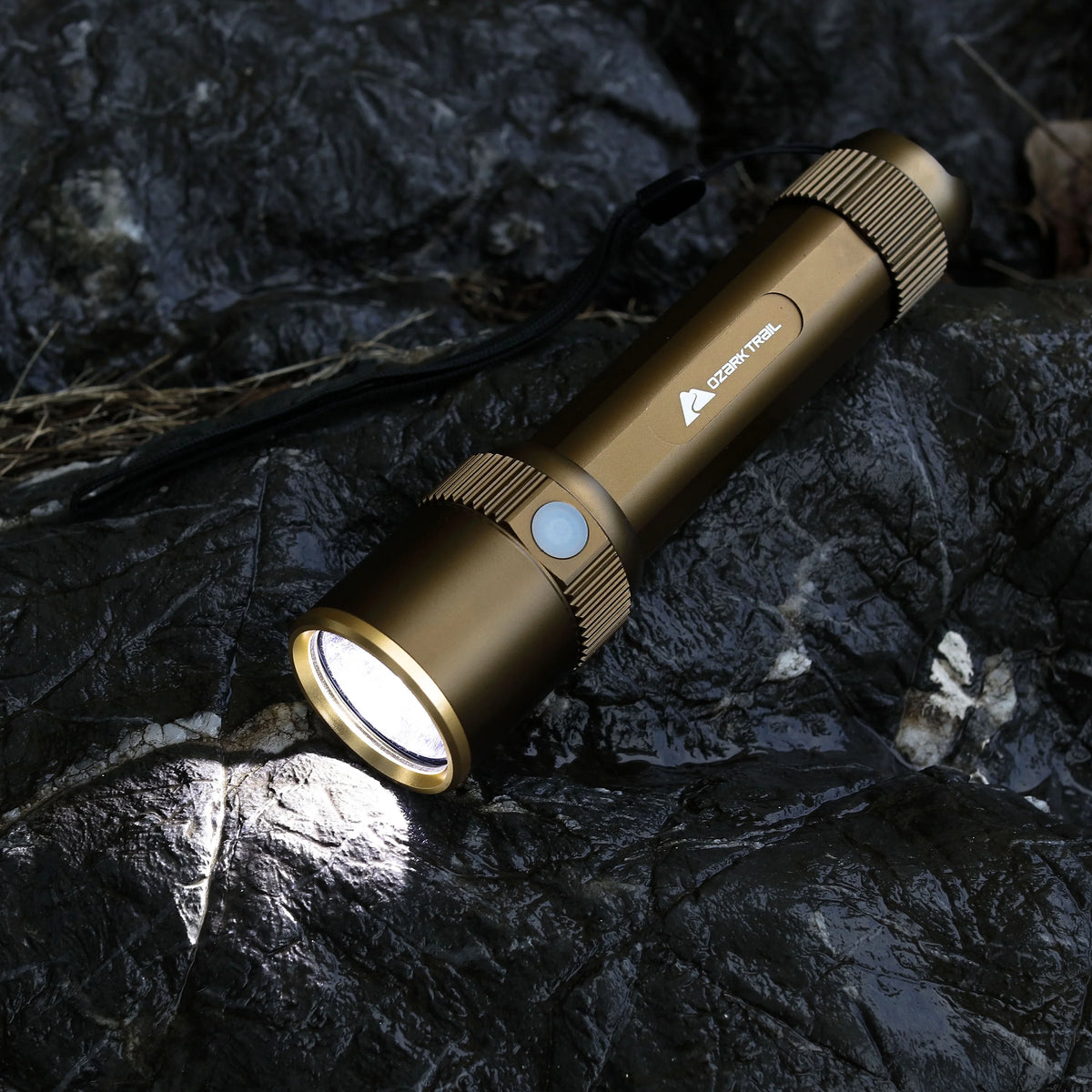 Rechargeable LED Flashlight with Power Bank and Hand Warmer, Green C29196