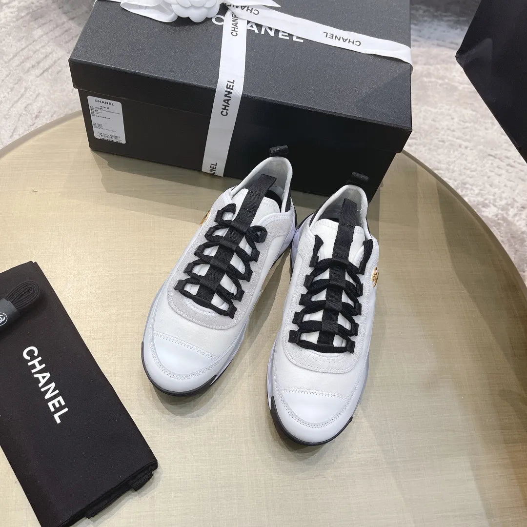 Beige Sneakers T385